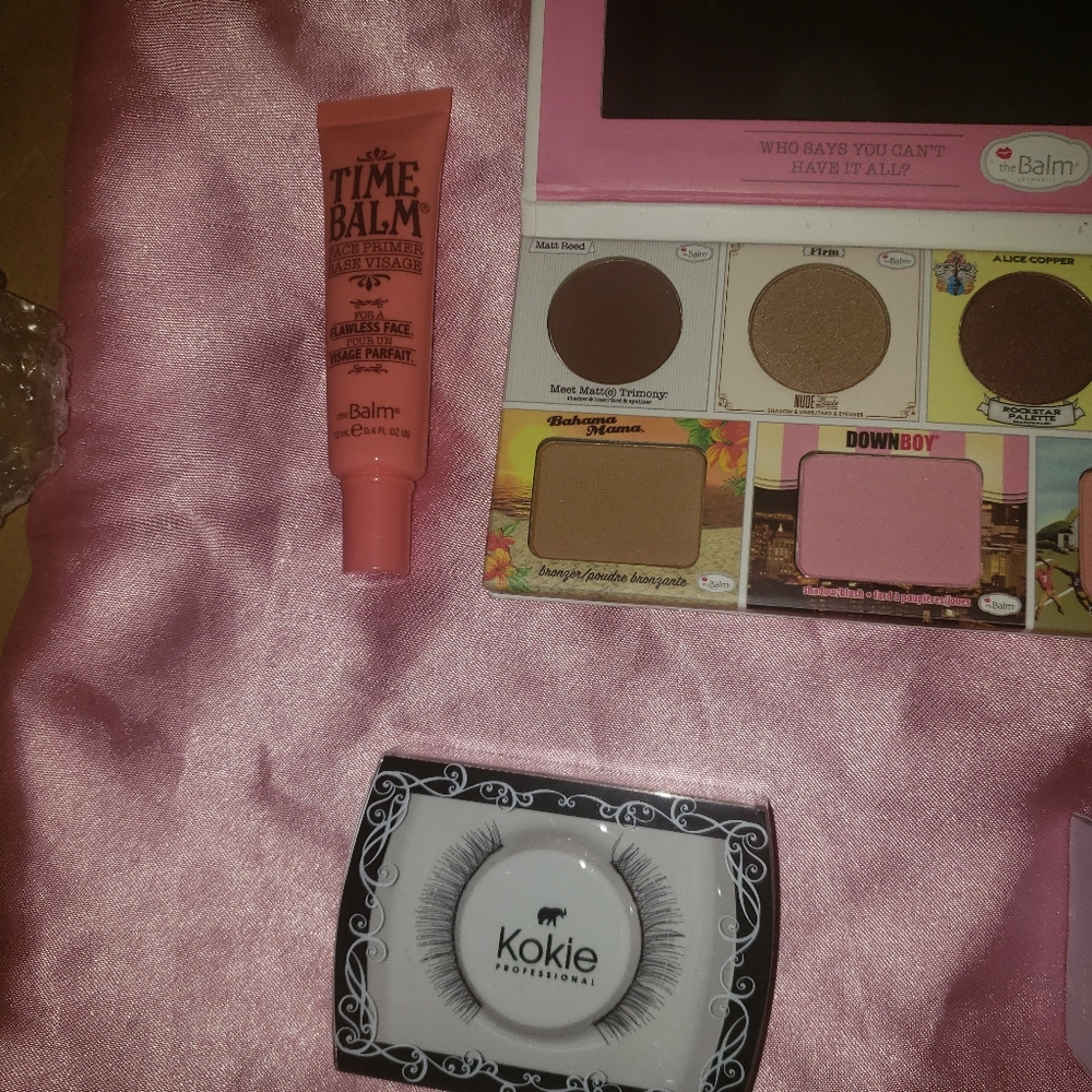 Make up Bundle 💜 - Picture 3 of 4